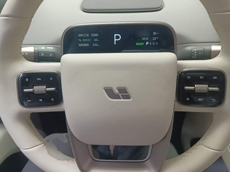 Used Li Auto i8 2025 Model Standard Version — 10