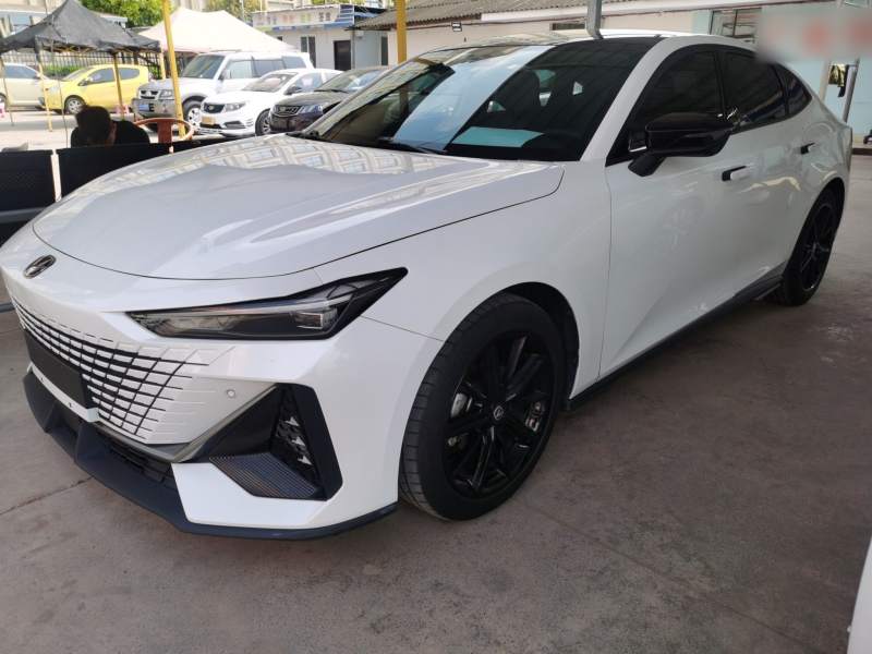 Used CHANGAN UNI-V 2022 1.5T Prestige Version