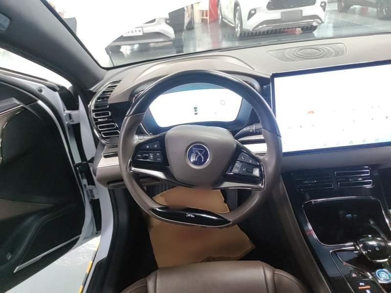 Used BYD Han 2022 DM-i 121KM Prestige Model – Premium — 10