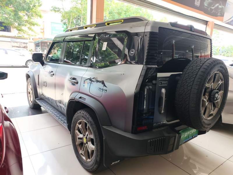 Used JETOUR Traveler 2023 2.0T Four-Wheel Drive Conqueror — 4