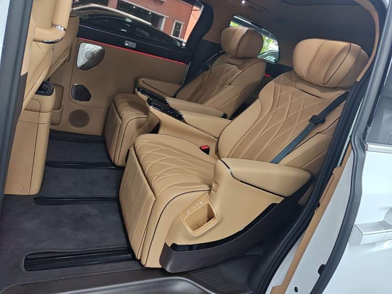 Used Denza D9 2026 Second-Generation EV Flash Charge Prestige Edition — 16