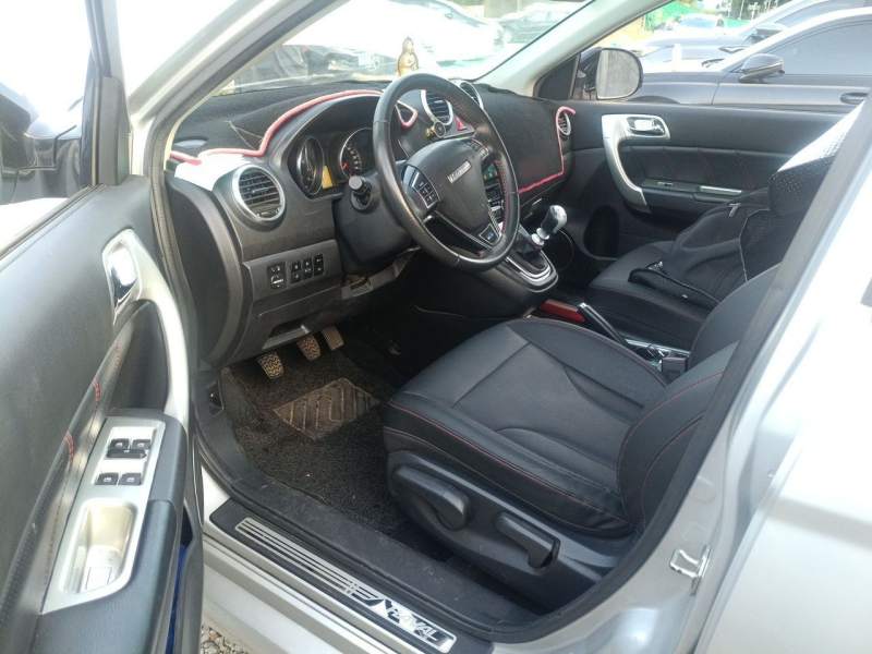 Used Haval H6 2017 Classic Edition 1.5T Manual Two-Wheel Drive Urban Model — 17