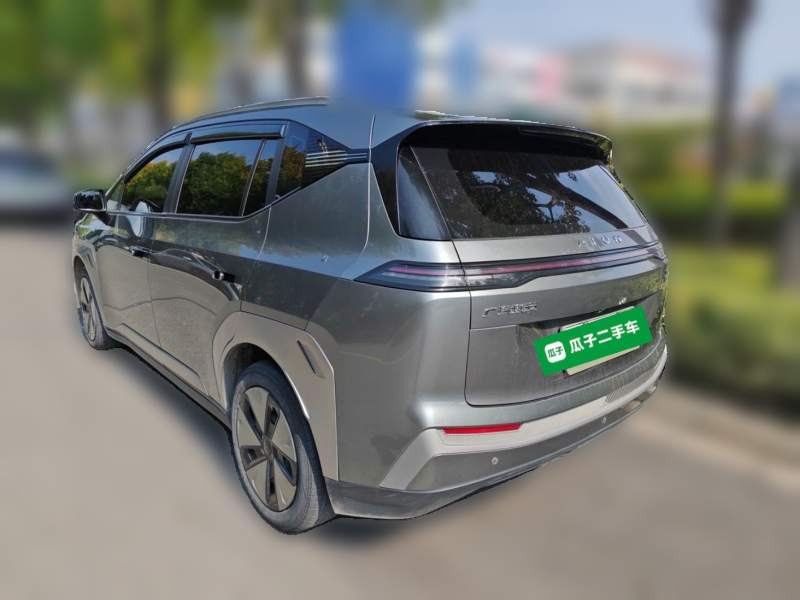 Used AION Y 2023 Younger — 4