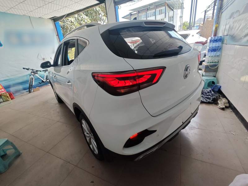 Used MG ZS 2020 180 DVVT Automatic Lite — 4