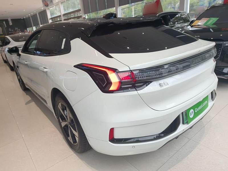 Used Zeekr 001 2023 WE Edition 86 kWh — 4