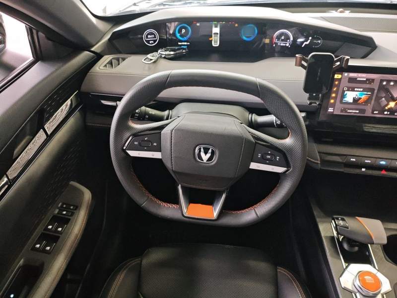 Used CHANGAN UNI-V 2022 1.5T Excellence Model — 10