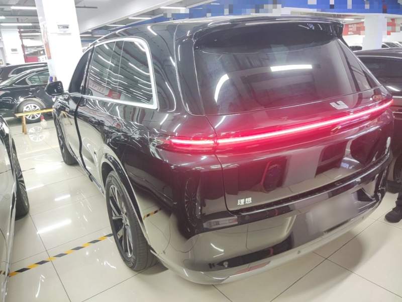 Used Li Auto L8 2023 Pro Model — 4