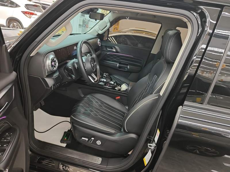 Used Tank 300 2023 Off-Road Edition 2.0T Challenger — 14