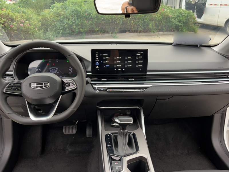 Used Geely Auto Emgrand 2022 4th Generation 1.5L CVT Luxury Model – Premium — 32