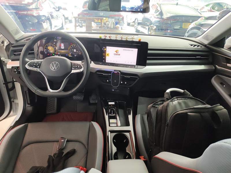 Used Volkswagen Lamando 2024 Lavida L 280TSI DSG Spicy Edition — 5