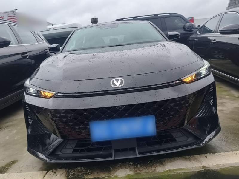 Used CHANGAN UNI-V 2024 1.5T Prestige Sport Edition — 2