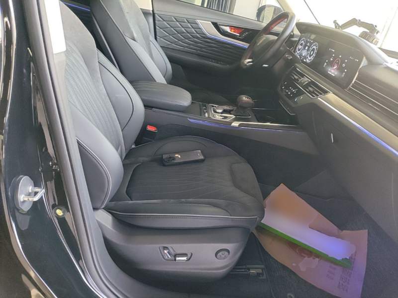 Used Hongqi HS5 2022 Facelifted Version 2.0T Smart Connect Flagship All-Wheel-Drive Edition — 24