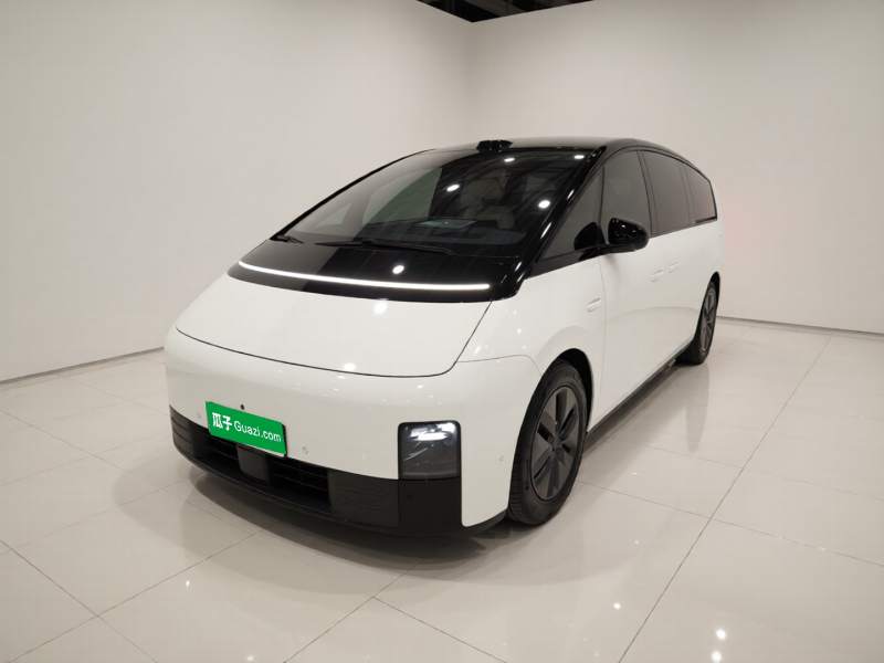 Used Li Auto MEGA 2025 Ultra Smart Refreshed Edition