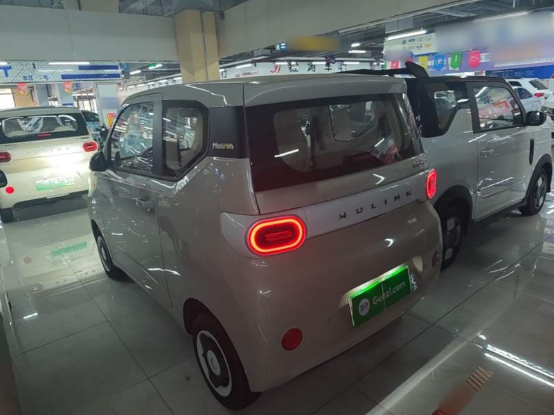 Used Wuling Hongguang MINIEV 2024 3rd Generation 215km Youth Edition — 4