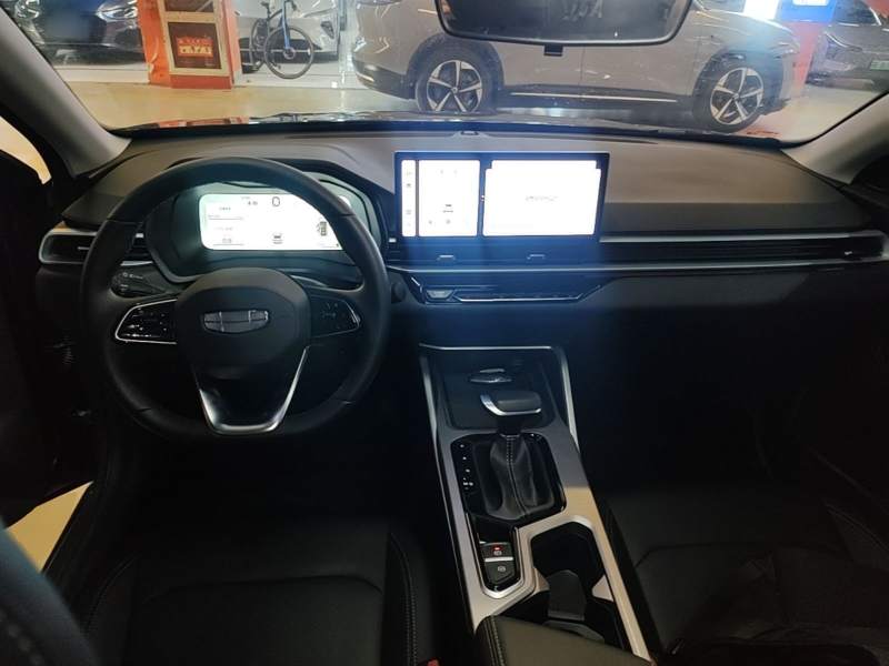 Used Geely Auto Emgrand 2026 Model 4th Generation 4 Millionth Anniversary Edition 1.5L CVT Feiyue Edition — 9