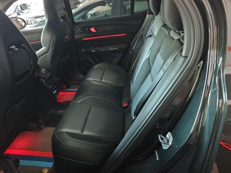 Used Lynk & Co 01 2021 2.0TD Four-Wheel Drive Dark Night Edition — 16