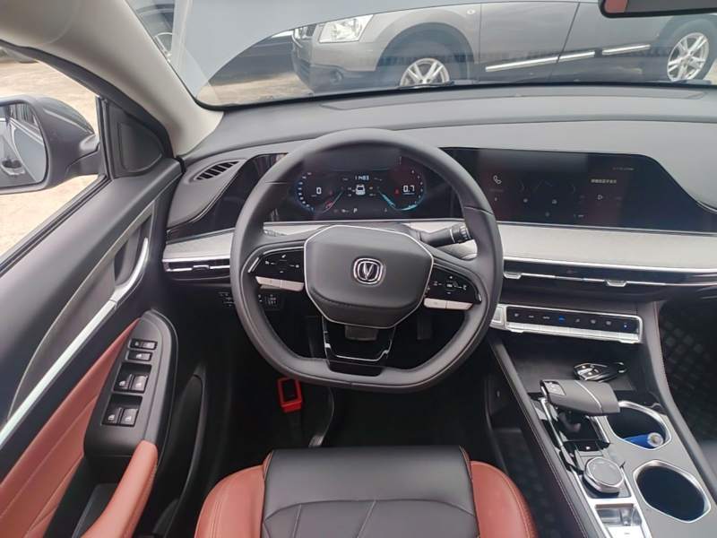 Used CHANGAN Eado 2024 PLUS Blue Whale NE 1.4T GDI DCT High-Energy Edition — 10