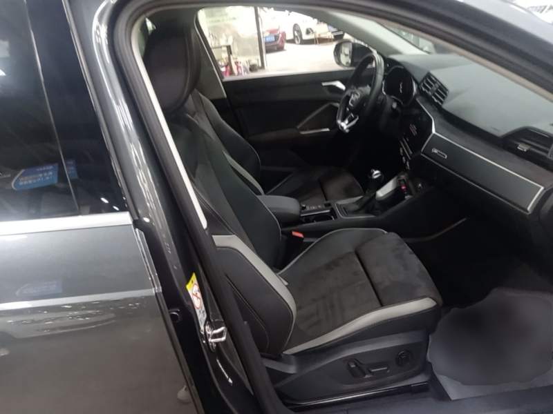 Used Audi Q3 2023 35 TFSI Fashion Dynamic Model (1.4T) — 24