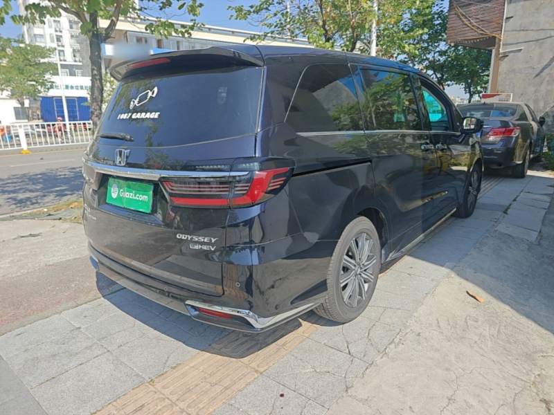 Used Honda Odyssey 2022 2.0L eHEV Prestige Four-Seater Edition — 6