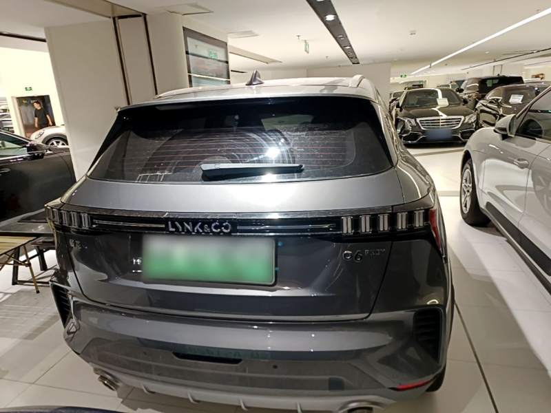 Used Lynk & Co 06 EM-P 2020 PHEV Plus — 5