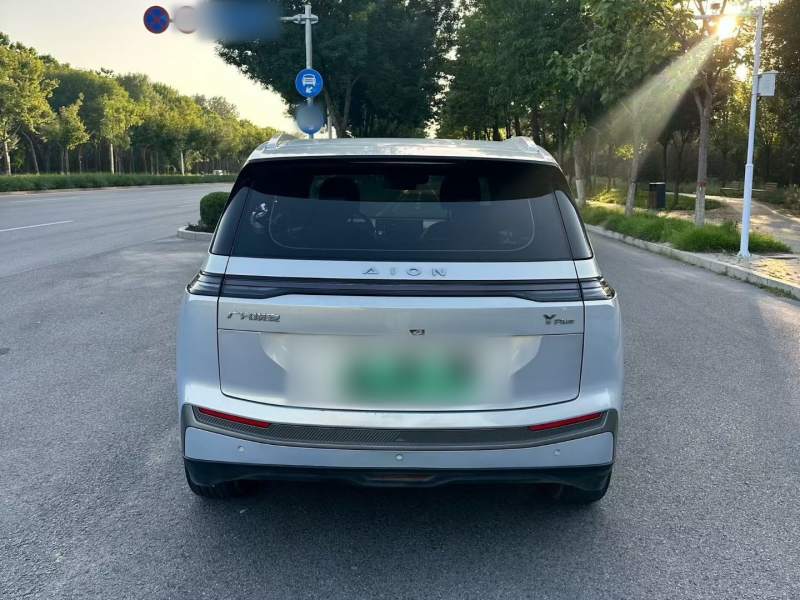 Used AION Y 2023 Younger Star Edition — 31