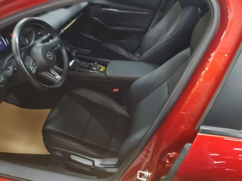 Used Mazda 3 Axela 2023 2.0L Automatic ZhiXuan Edition — 14