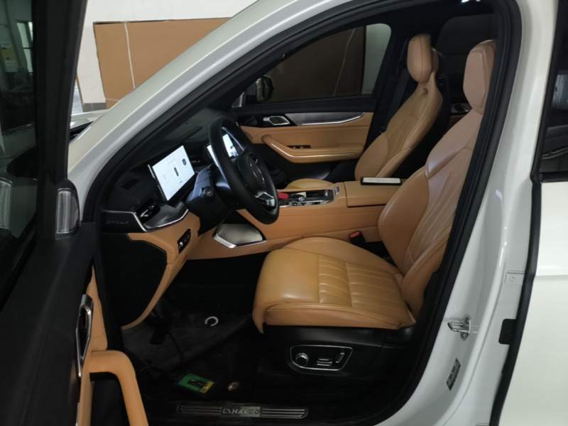 Used Lynk & Co 09 EM-P 2023 2.0TD EM-P Long-Range Version PM 7-Seater — 14