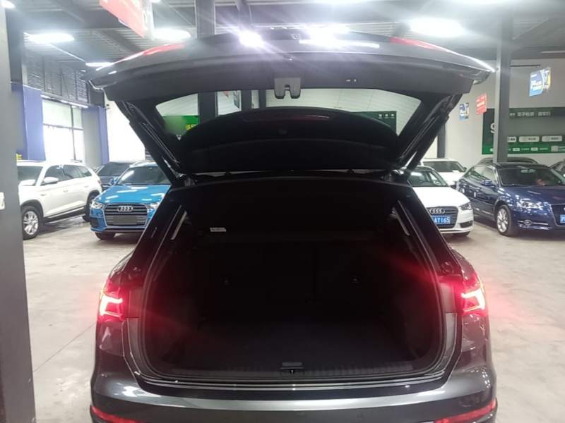 Used Audi Q3 2023 35 TFSI Fashion Dynamic Model (1.4T) — 18