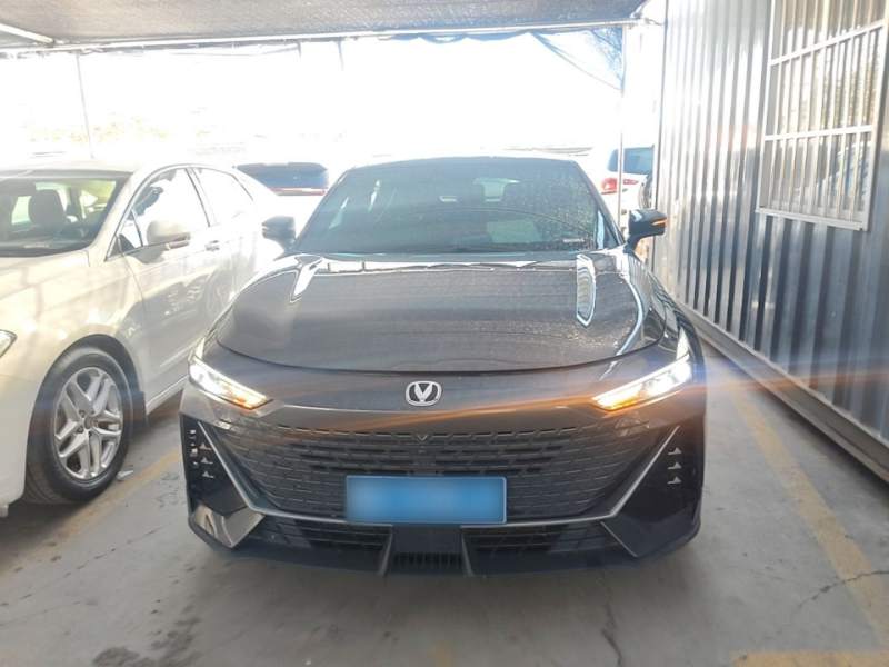 Used CHANGAN UNI-V 2023 1.5T Prestige Model — 2