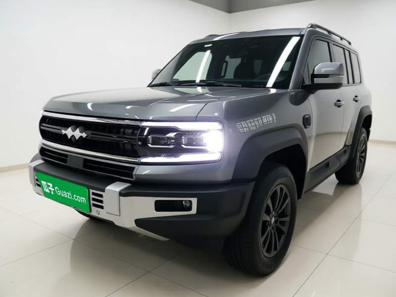 Used Formula Leopard 5 2023 Navigator Edition — 1