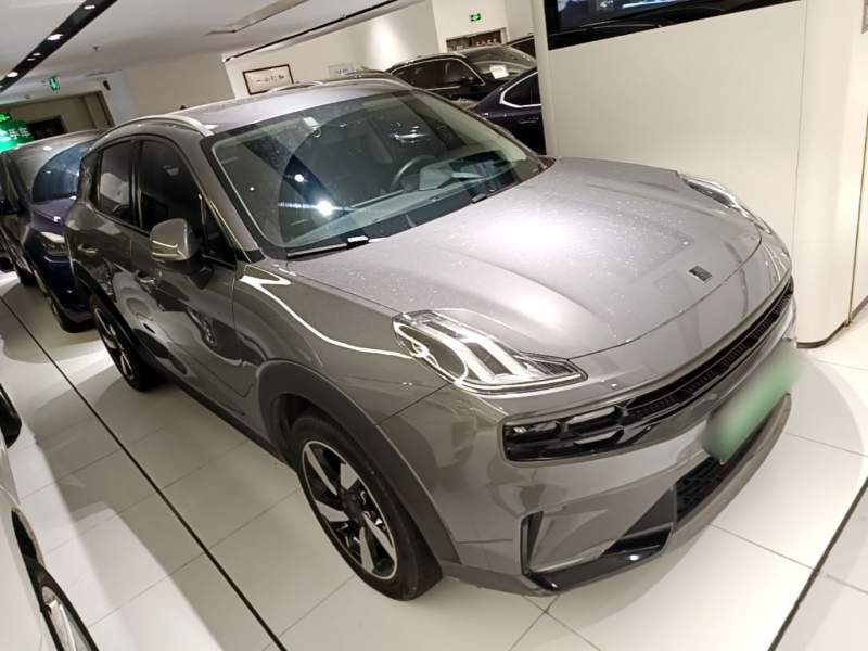 Used Lynk & Co 06 EM-P 2020 PHEV Plus — 3