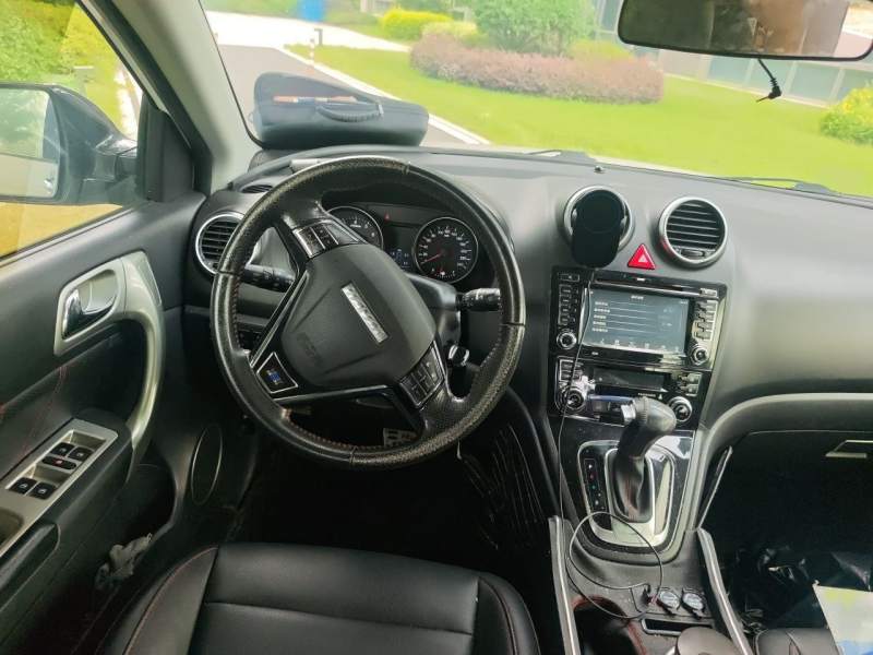 Used Haval H6 2016 Upgraded Model 1.5T Automatic Two-Wheel Drive Elite Version — 2