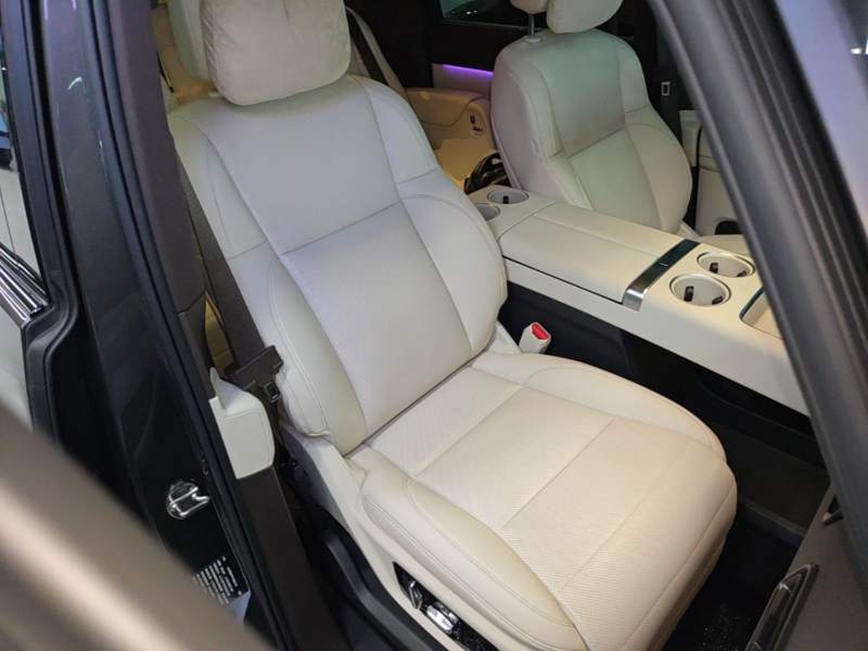 Used Li Auto MEGA 2024 Ultra Model — 24