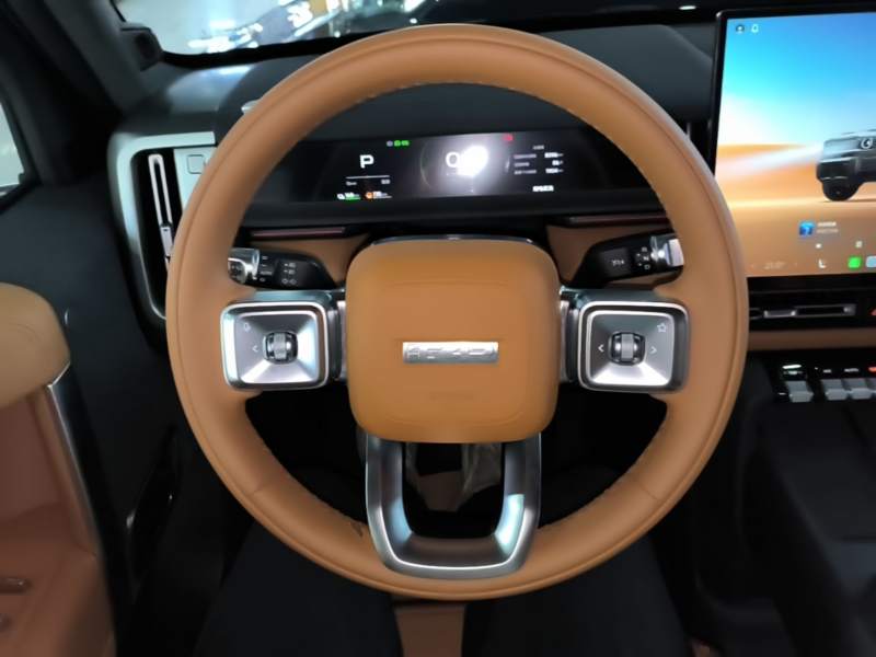 Used iCAR V27 2026 Model 200KM Four-Wheel Drive Falcon 500 — 10
