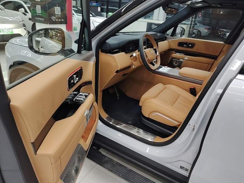 Used Zeekr 9X 2025 Ultra Edition 70kWh — 15