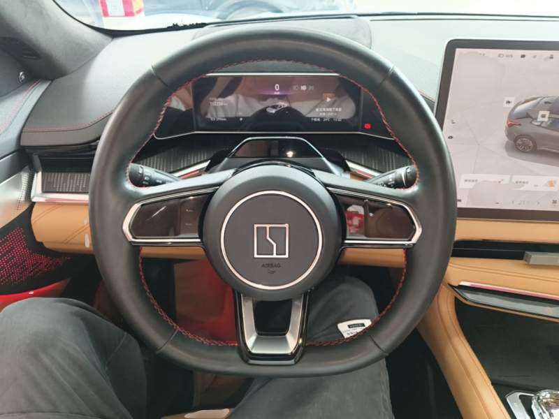 Used Zeekr 001 2023 YOU Edition 100 kWh — 10