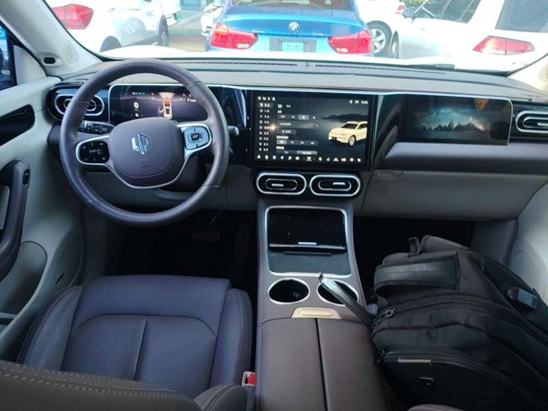 Used Leapmotor C11 2023 Range-Extended 300 Comfort Edition — 9