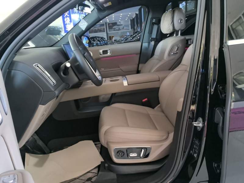 Used Li Auto L7 2025 Pro Smart Refresh Edition — 14