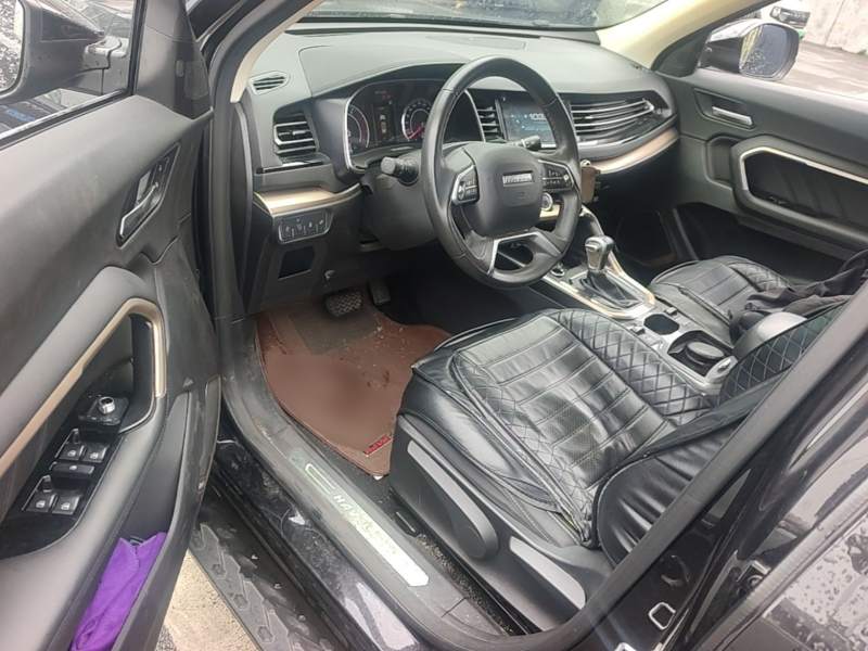Used Haval H6 2017 Red-Label 2.0T Automatic Two-Wheel Drive Fashion Edition — 17