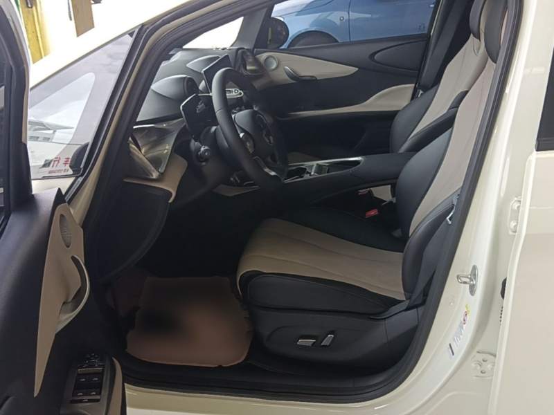 Used BYD Dolphin 2023 420 km Free Version — 14