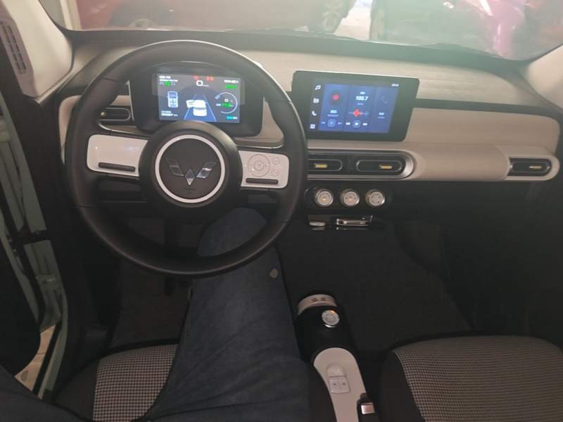 Used Wuling Hongguang MINIEV 2024 3rd Generation 215km Advanced Version — 9