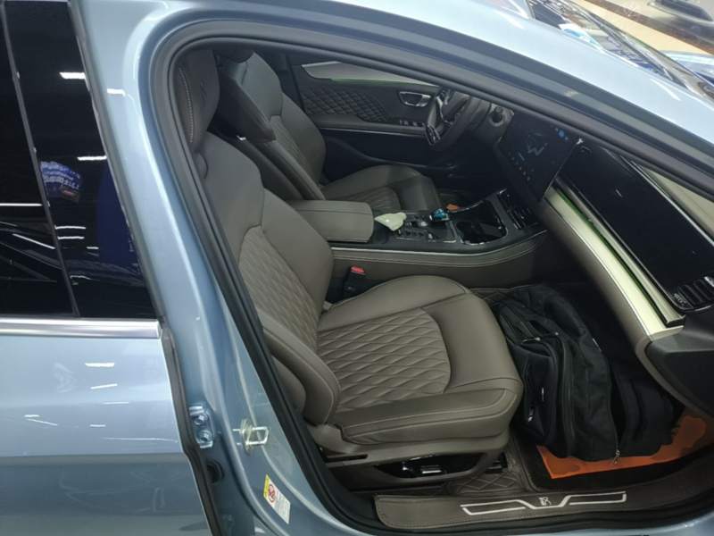Used BYD Han 2023 EV Champion Edition 506KM Front-Wheel-Drive Premium Model — 24