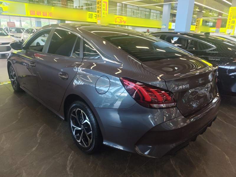 Used MG 5 2023 180 DVVT CVT Fashion Edition — 4