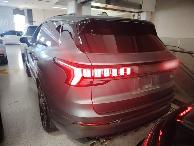 Used Lynk & Co 09 2021 2.0T Halo Six-Seater — 4