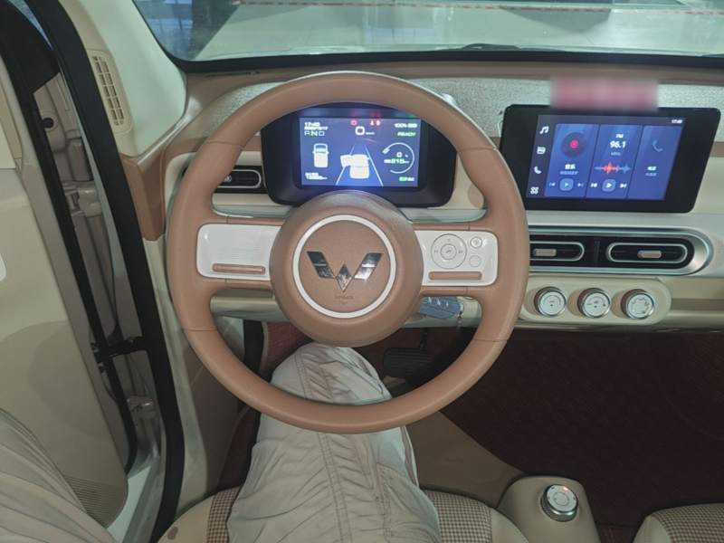 Used Wuling Hongguang MINIEV 2024 3rd Generation 215km Advanced Version — 10