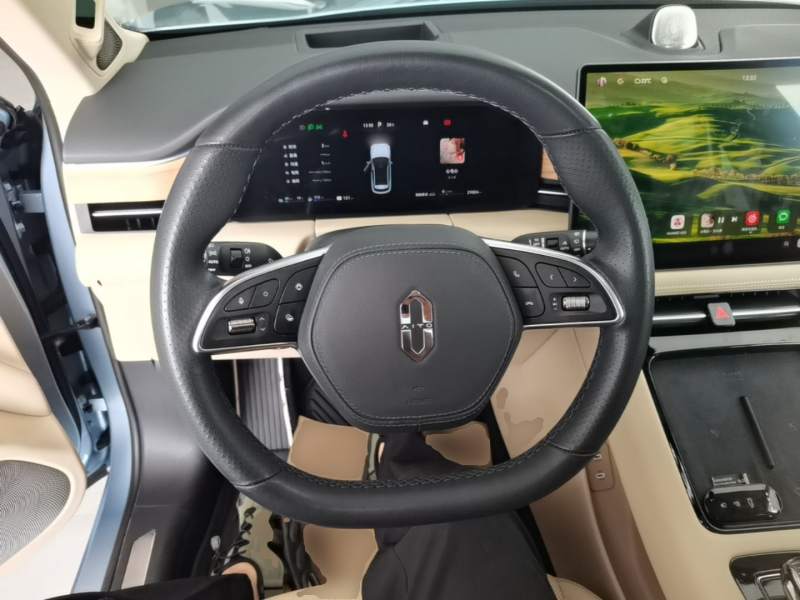 Used AITO/LUXEED/MAEXTRO/SAIC/STELATO AITO M5 2023 Extended-Range Four-Wheel Drive Intelligent Driving Version — 10