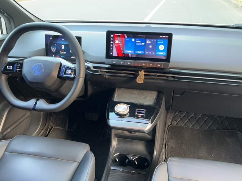 Used MG 4 EV 2022 520 km Flagship Edition — 40