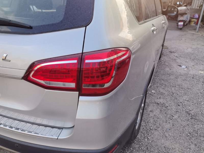 Used Haval H6 2015 Revised Version Sport Edition 1.5T Manual Transmission Two-Wheel Drive Elite Grade — 7
