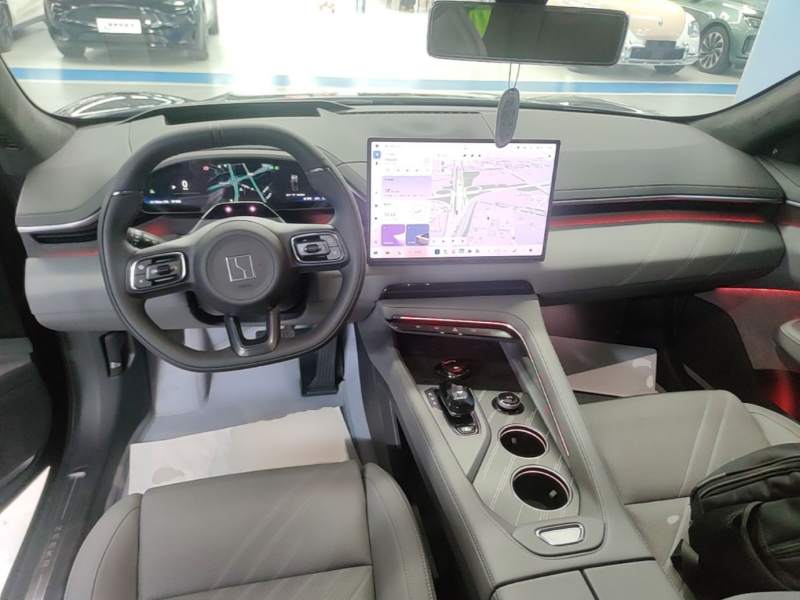 Used Zeekr 001 2025 ME Version 100 kWh All-Wheel Drive — 9