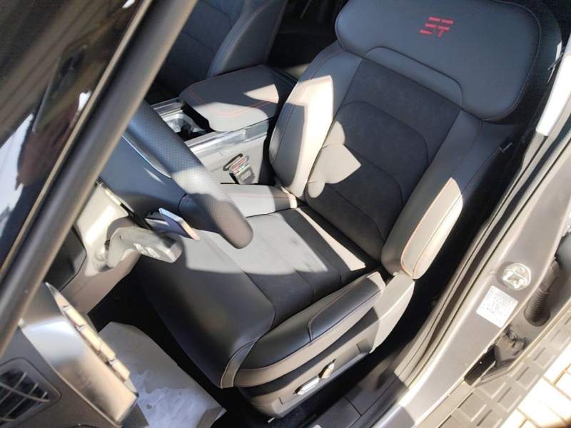 Used JETOUR Traveler 2023 2.0T Four-Wheel Drive Conqueror — 14